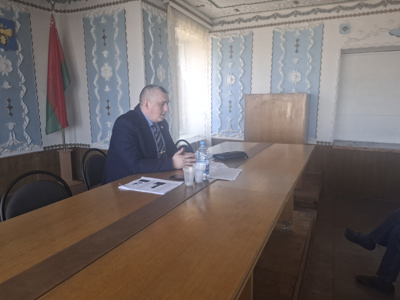 IMG fdbe197628f2c2b1008af0ab7bbff182 V